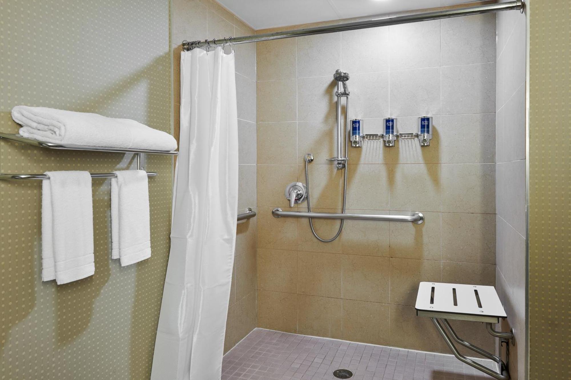 Four Points By Sheraton Milwaukee North Shore Brown Deer Eksteriør bilde